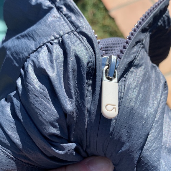 GapBody Fit Nylon Dusty Blue Colored Athletic Vest - Picture 7 of 8